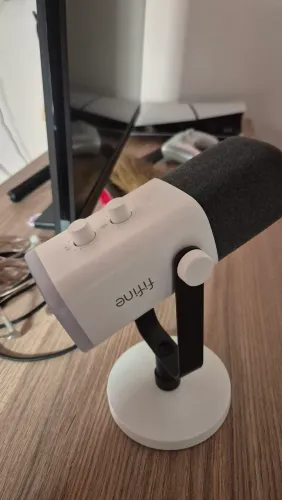Fifine Am8/Novo 1 mes de uso/impecável/microfone dinâmico/tem caixa