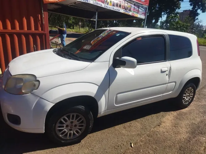 Fiat Uno Vivace/rua 1.0 EVO Fire Flex 8V 5P 2013