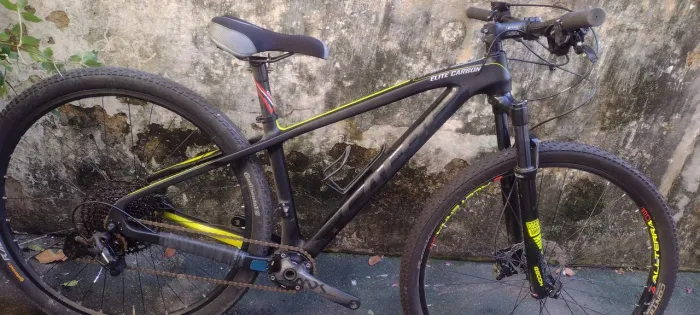 Bicicleta Caloi elite carbom 