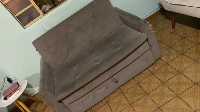 Sofá 2 lugares vira cama
