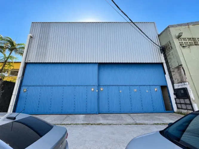Alugo Galpão em Jardim Limoeiro com 380 m² Reformado - R$ 12.000,00
