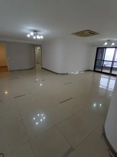 BOTTICCELI, VIEIRALVES, 3 SUÍTES, 240M2,  ARMÁRIOS E AR, ANDAR ALTO