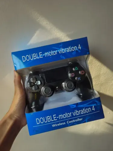 Controle PS4 Sem Fio (Double-Motor Vibration 4) - Novo e Lacrado!