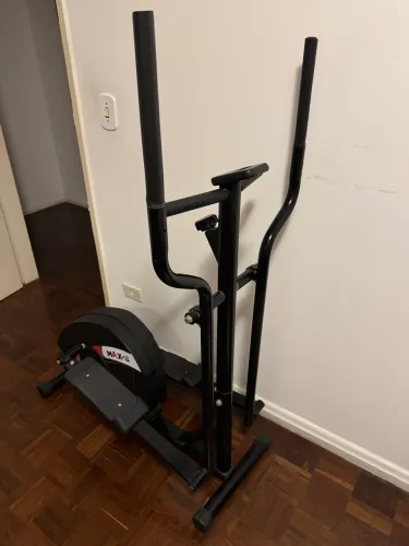 Elíptico Max E Dream Fitness