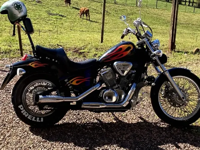 Shadow 600