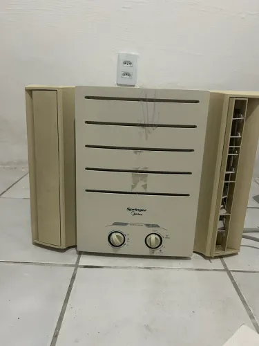 Ar-condicionado 12.000 btus springer Midea