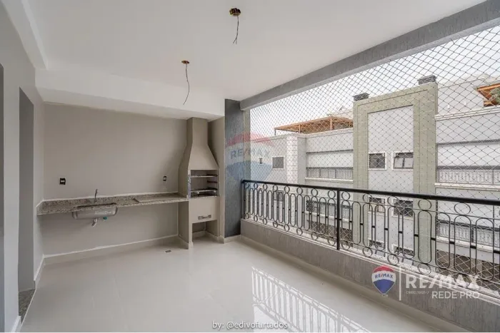 Excelente apartamento a venda, 3 suítes, 2 vagas cobertas, piscina, academia e salão de fe