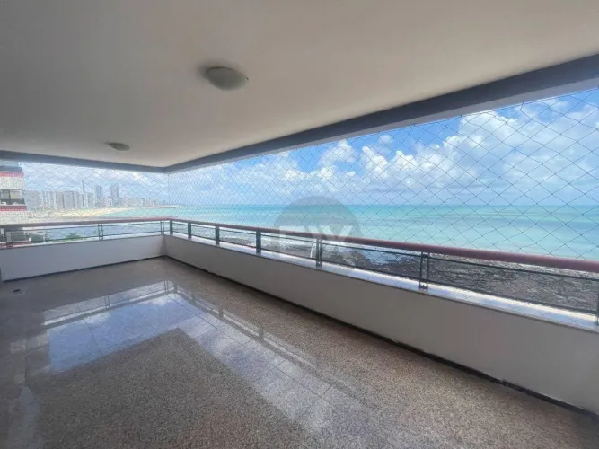 Apartamento Beira Mar com 3 dormitórios à venda, 240 m² por R$ 3.670.000 - Meireles - Fort