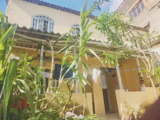 Casa a venda 2 andares com 5 quartos - Rio Branco -ótima oportunidade