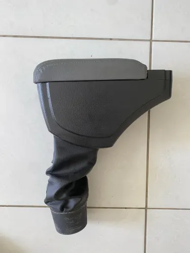 Apoio de braço etios 