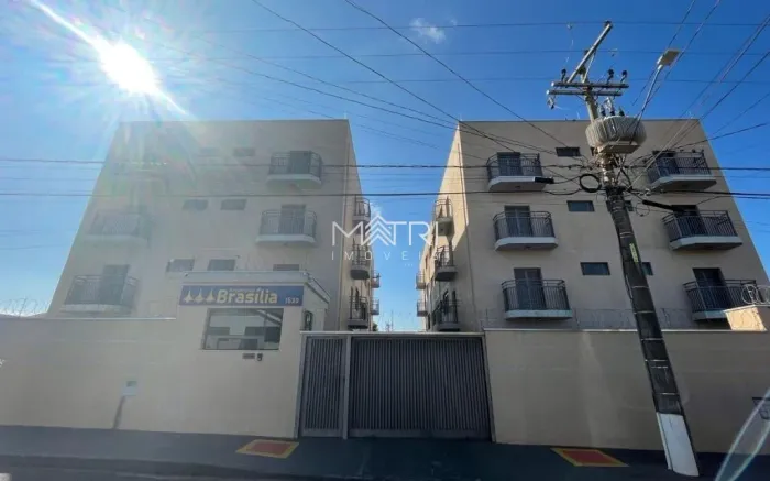Locação de Apartamentos / Padrão na cidade de Araraquara