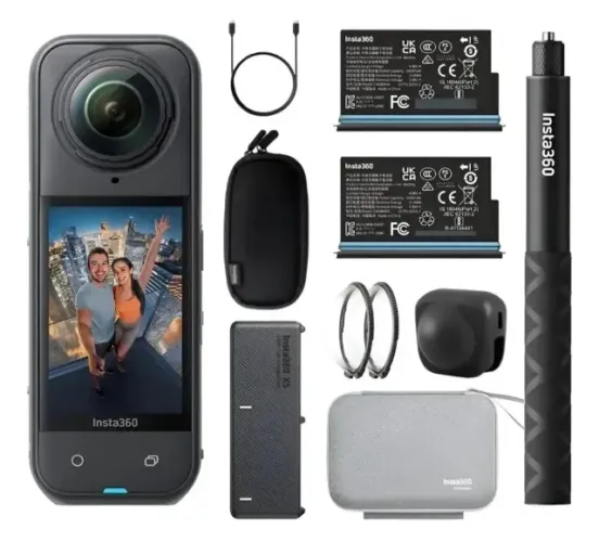 insta360 x5 essentials bundle