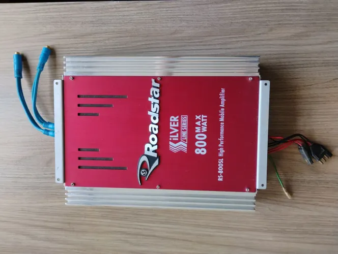 Módulo Amplificador Roadstar RS-800SL 800W Silver Line - 4 Canais (Mosfet)