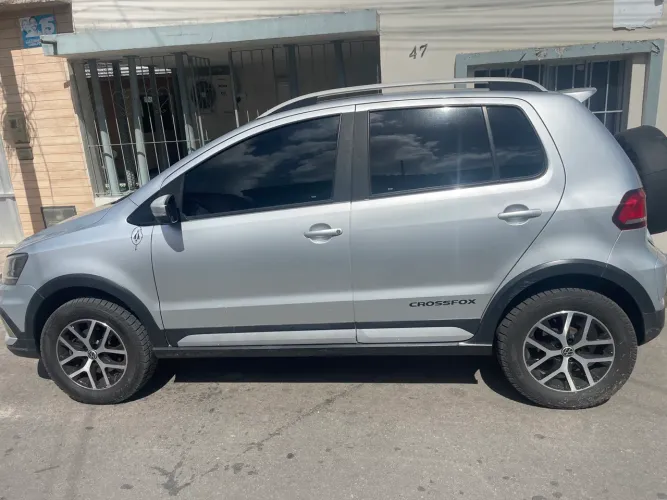 Volkswagen Crossfox 1.6 T. Flex 16V 5P 2015