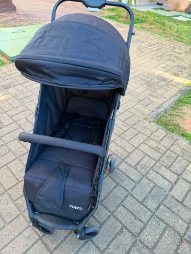 Carrinho de Bebe Cosco Dobravel