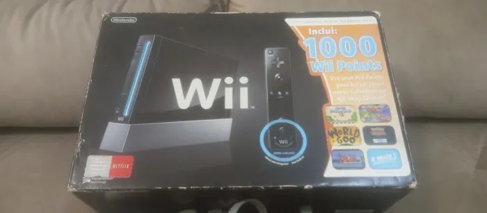 Nintendo Wii usado completo, com jogos em mídia física originais + jogos na memória.