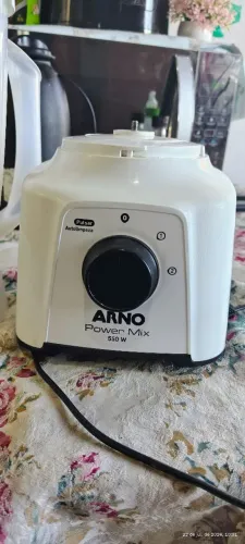 Vendo liquidificador Arno Power mixq12<br>1000w<br>50$ pra sair hoje <br>Entrego em Miguel couto<br>