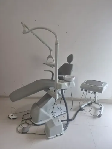 Cadeira Odontológica Gnatus Sycrus LED
