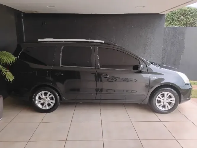 Nissan Livina Grand S 1.8 16V Flex Fuel Mec. 2014