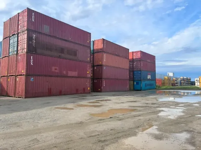 Container HC 12m (40 Pés High Cube) em Santo Amaro da Imperatriz