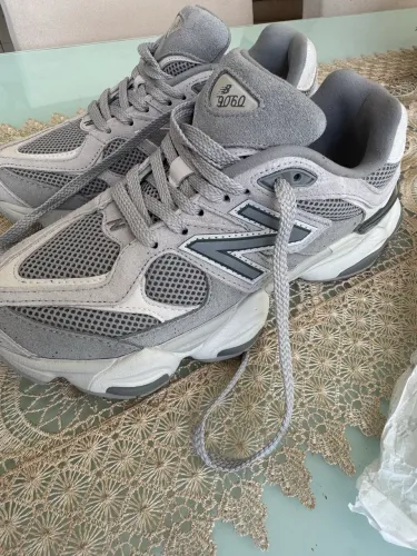 Tênis NB 9060