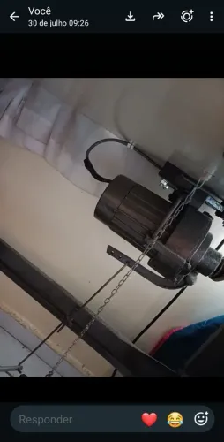 Máquina de Costura Overlock