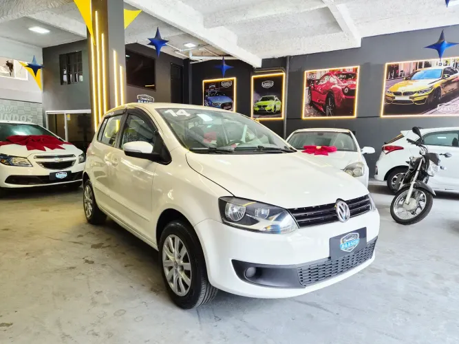 Volkswagen Fox 1.6 MI Total Flex 8V 5P 2014