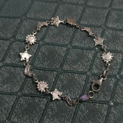 Pulseira de prata 925 de Sol, Estrela e Lua, faço envios Olx pay