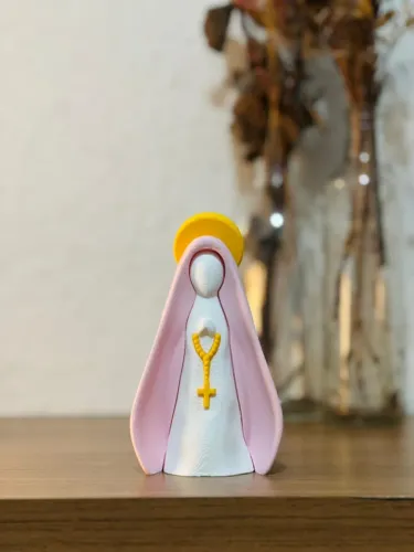 Nossa Senhora Minimalista Decorativa - Fé e Elegância em Cada Detalhe