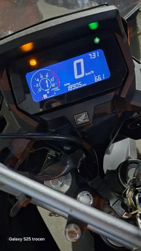 Shara 300.muito nova, pra quem busca conforto