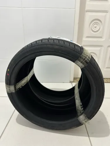 Pneu 195/40r17