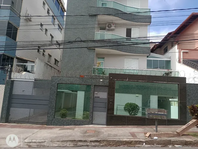 Vendo apartamento na R. Vila da Barra - Barreiro