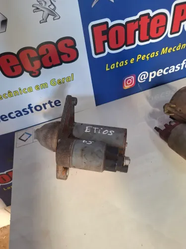 Motor de partida Toyota Etios manual 
