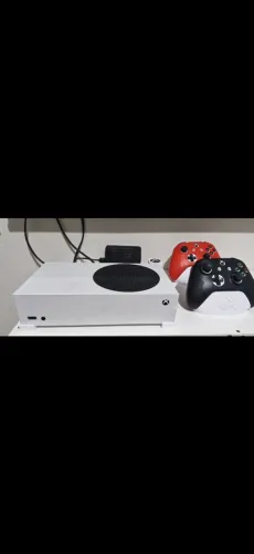 Vendo ou troco Xbox séries S