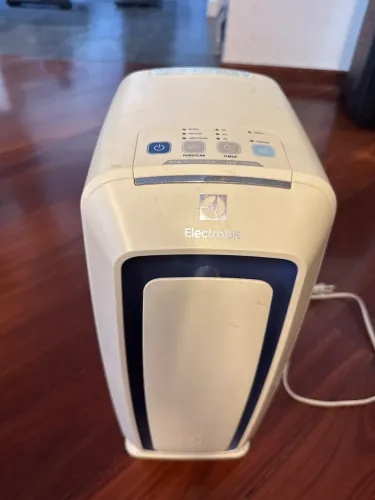 Purificador de ar UV Electrolux Ai Puurifier UV Tech 220v