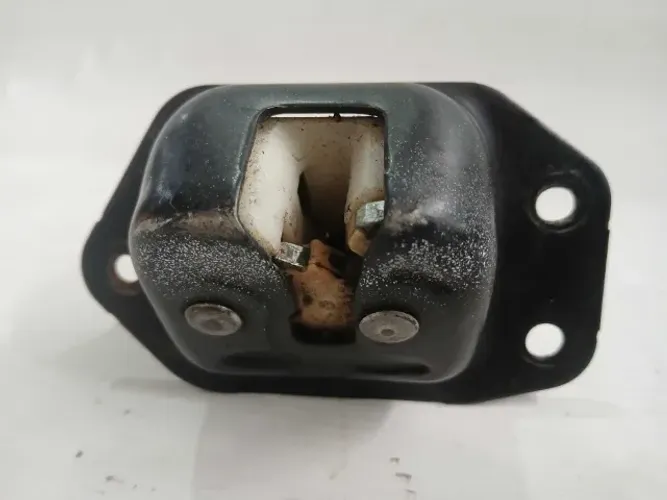 Fechadura Porta Malas Nissan Kicks 2017/2024