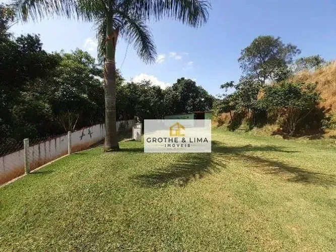 Sítio com 3 dormitórios à venda, 10000 m² por R$ 1.280.000 - Vila São Geraldo - São José d