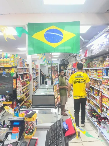 Súper mercadinho do vizinho 