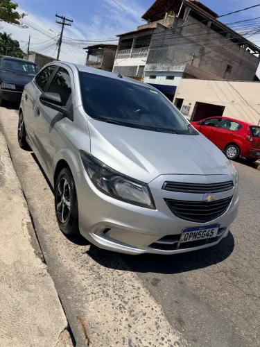 Chevrolet Onix JOY Hatch 1.0 8V Flex Mec. 4P 2019