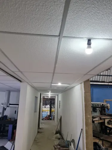 Forro de isopor removível