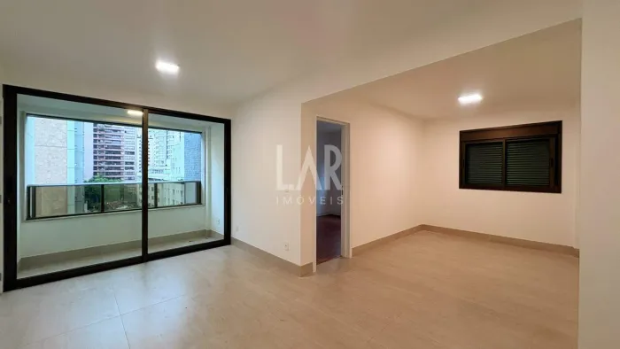 Apartamento à venda, 2 quartos, 1 suíte, 2 vagas, Lourdes - Belo Horizonte/MG