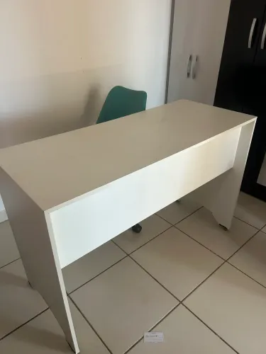 Mesa de Estudo / Escritório com 2 Gavetas 