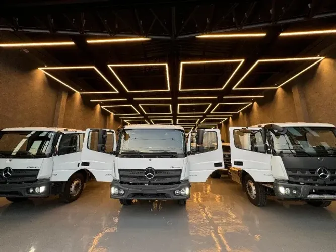 Caminhões Mercedes-Benz no Chassi - Atego 1719 4x2 - Atego 2429 6x2 - Atego 2730 6x4