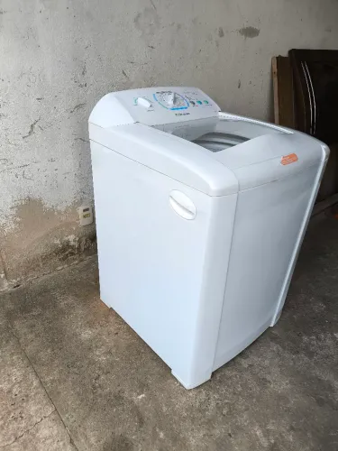 MÁQUINA DE LAVAR ELETROLUX LT12