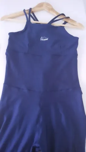 Vendo macacão suplex tamanho G azul sem transparência nenhuma