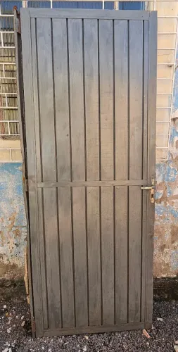 Porta de Aço