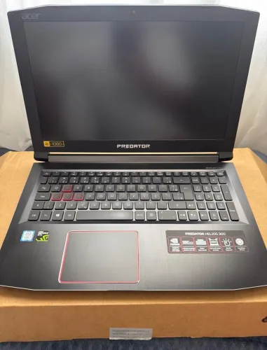Notebook Gamer Acer Predator Helios 300 i7 16GB GTX1060 2TB - Excelente Estado