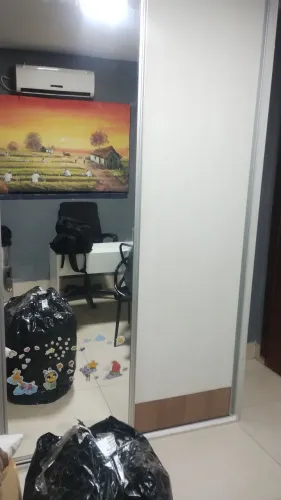 Montagem de móveis em geral.
