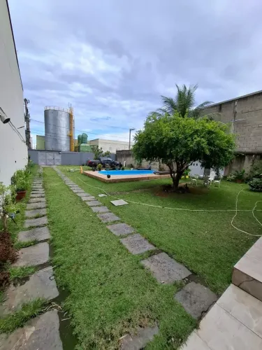 Imóvel para aluguel tem 230 metros quadrados com 3 quartos em Praia de Itaparica - Vila Ve