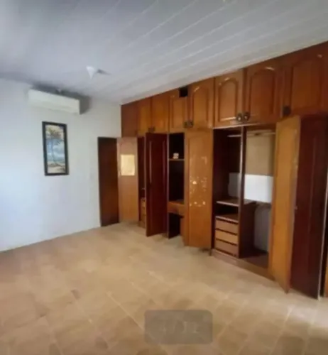 Casa 4 quartos + 4 banheiros + 4 vagas de garagem